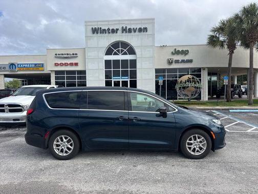 Blue Pearl 2023 Chrysler Pacifica Touring L