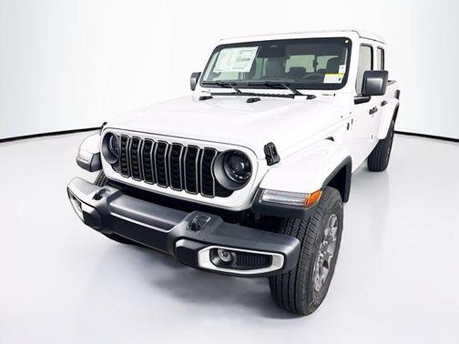 2026 Jeep Gladiator Sahara 4x4