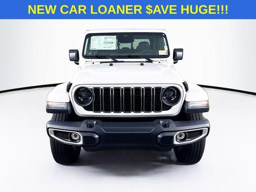 Bright White Clearcoat 2026 Jeep Gladiator Sahara 4x4