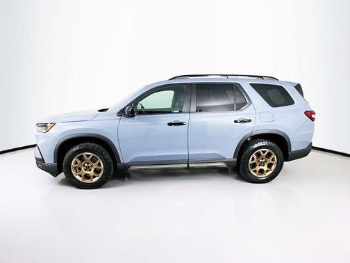 2024 Honda Pilot TrailSport