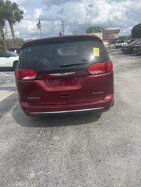 2018 Chrysler Pacifica Hybrid Touring Plus