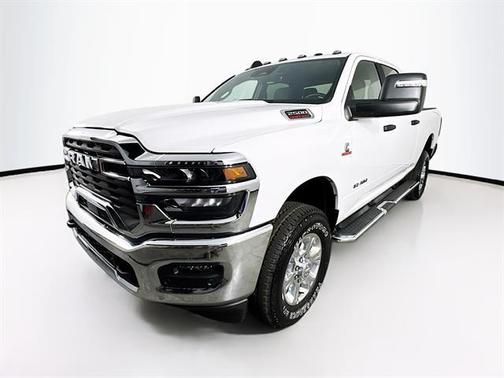 2025 RAM 2500 Big Horn Crew Cab 4x4 6'4' Box