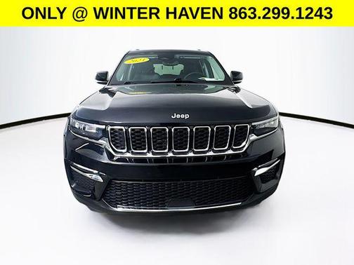 Diamond Black Crystal Pearlcoat 2023 Jeep Grand Cherokee Limited