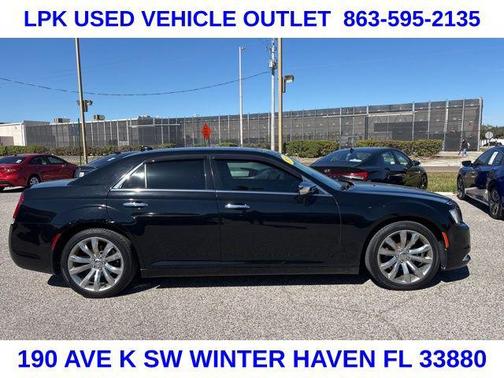 2018 Chrysler 300 Limited