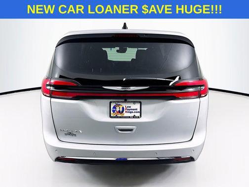 Silver Mist Clearcoat 2026 Chrysler Pacifica L