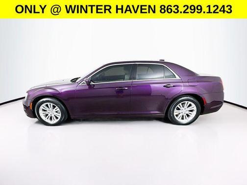 2021 Chrysler 300 Touring