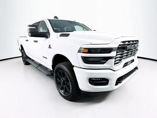 2025 RAM 2500 Big Horn Crew Cab 4x4 6'4' Box