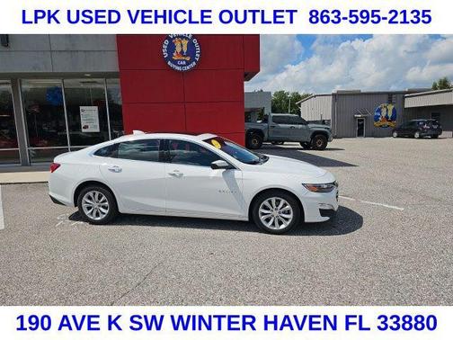 Summit White 2022 Chevrolet Malibu FWD LT