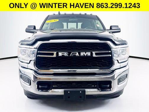 Diamond Black Crystal Pearlcoat 2020 RAM 2500 Tradesman Crew Cab 4x4 6'4' Box