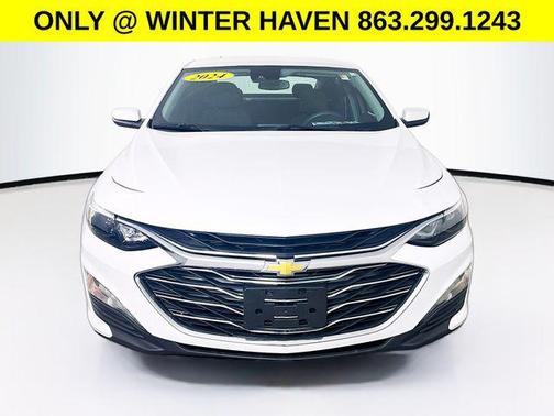 Summit White 2024 Chevrolet Malibu FWD 1LT