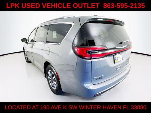 2021 Chrysler Pacifica Hybrid Touring L