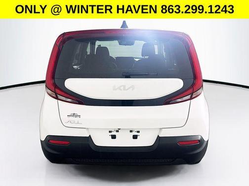 Snow White Pearl 2022 Kia Soul LX