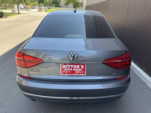 2016 Volkswagen Passat 1.8T S