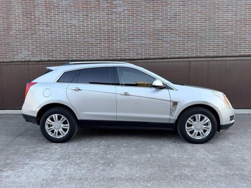 2010 Cadillac SRX Luxury Collection