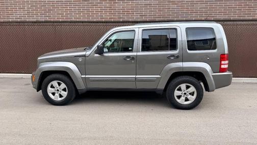Mineral Gray Metallic Clearcoat 2012 Jeep Liberty Sport