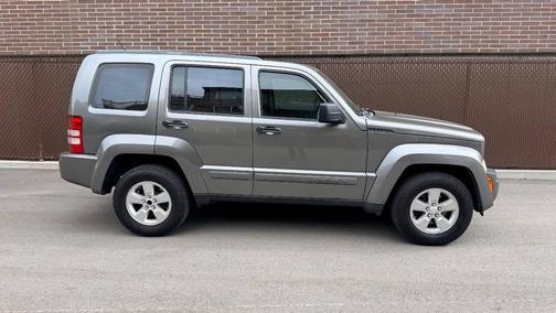 Mineral Gray Metallic Clearcoat 2012 Jeep Liberty Sport