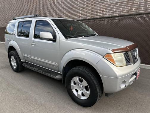 2007 Nissan Pathfinder SE