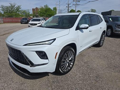 White Tri-Coat 2026 Buick Enclave Avenir
