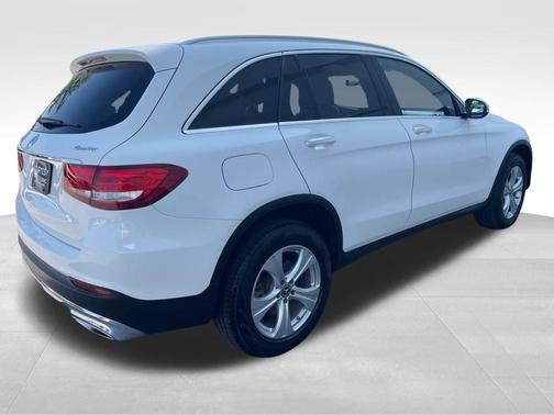 2018 Mercedes-Benz GLC 300 Base 4MATIC