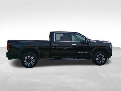 2024 GMC Sierra 2500 Denali