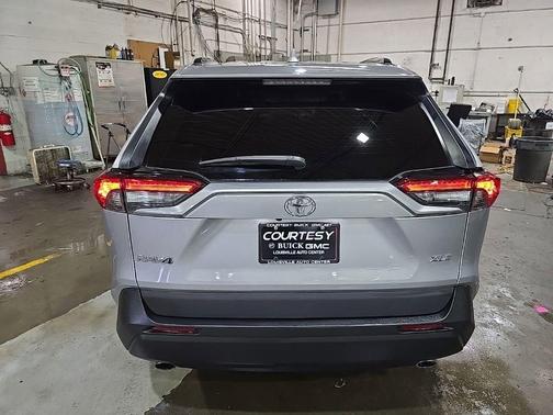 Silver Sky Metallic 2021 Toyota RAV4 XLE