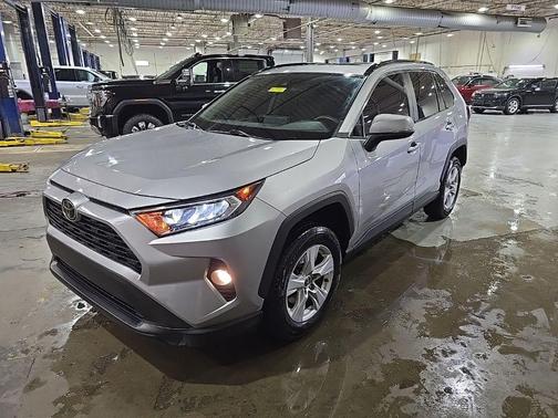 Silver Sky Metallic 2021 Toyota RAV4 XLE