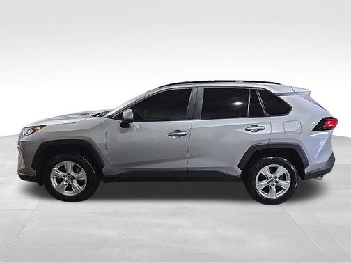 Silver Sky Metallic 2021 Toyota RAV4 XLE
