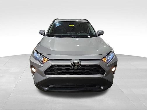 Silver Sky Metallic 2021 Toyota RAV4 XLE