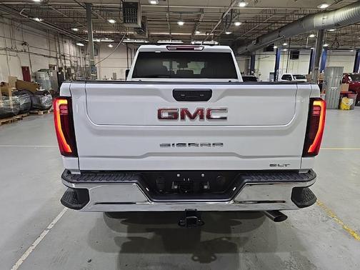 Summit White 2025 GMC Sierra 2500 SLT