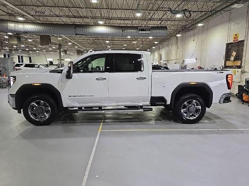 Summit White 2025 GMC Sierra 2500 SLT
