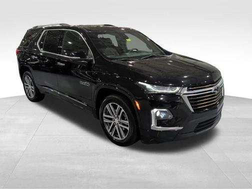 Mosaic Black Metallic 2023 Chevrolet Traverse High Country