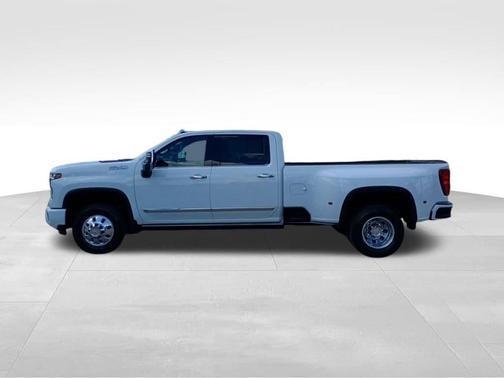 2025 Chevrolet Silverado 3500 High Country