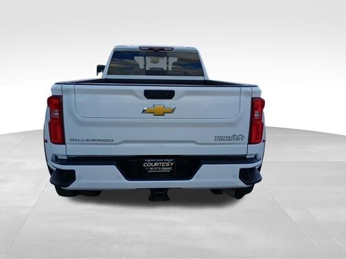2025 Chevrolet Silverado 3500 High Country