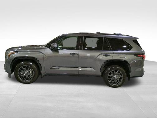 2023 Toyota Sequoia Platinum