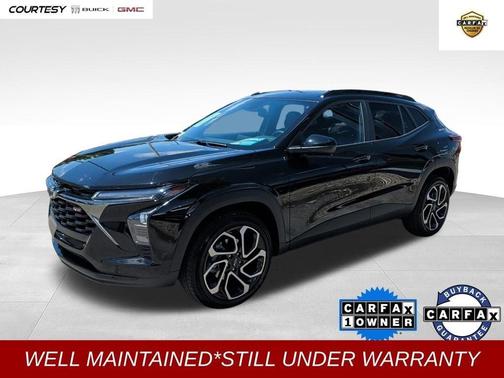 Mosaic Black Metallic 2025 Chevrolet Trax 2RS