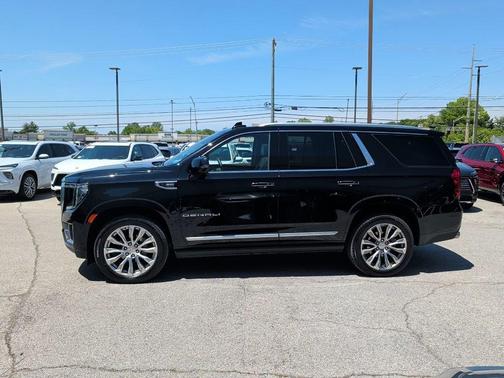 Onyx Black 2023 GMC Yukon Denali