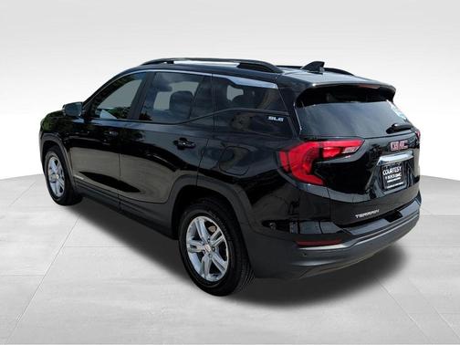 Ebony Twilight Metallic 2021 GMC Terrain SLE