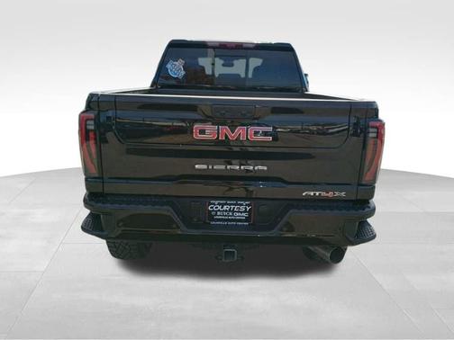 2025 GMC Sierra 2500 AT4X