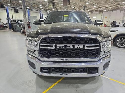 Diamond Black 2022 RAM 2500 Tradesman