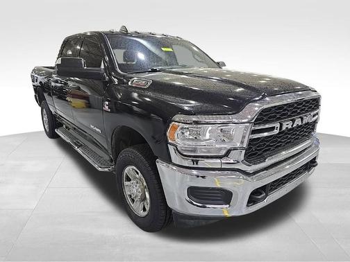 Diamond Black 2022 RAM 2500 Tradesman