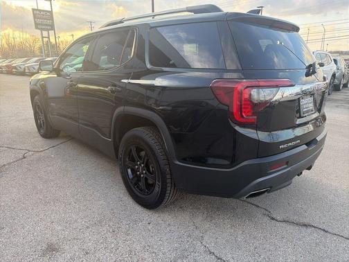 2021 GMC Acadia AT4
