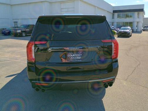 2023 GMC Yukon Denali Ultimate