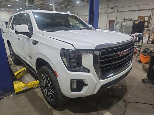 2023 GMC Yukon AT4