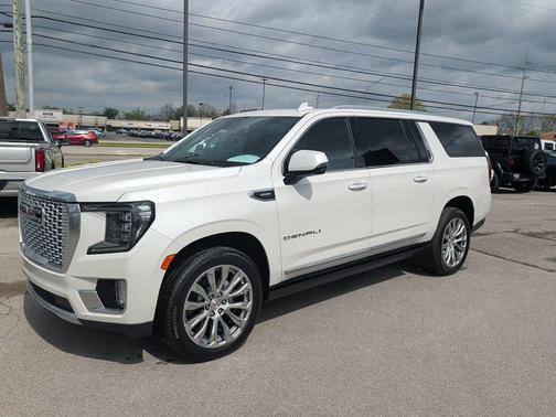 2023 GMC Yukon XL Denali