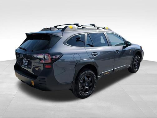 Magnetite Gray Metallic 2025 Subaru Outback Wilderness