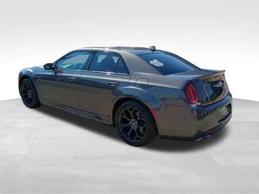 2019 Chrysler 300 S