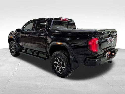 2024 GMC Canyon AT4X