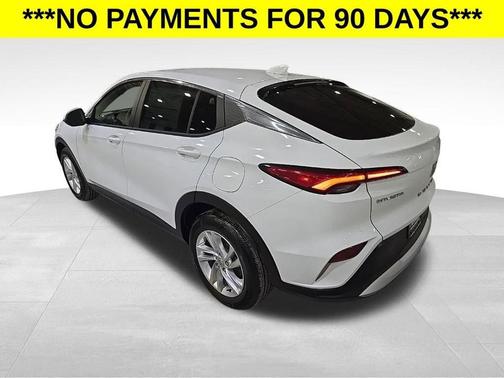 Summit White 2026 Buick Envista Preferred