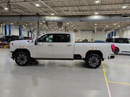 2024 GMC Sierra 2500 Denali