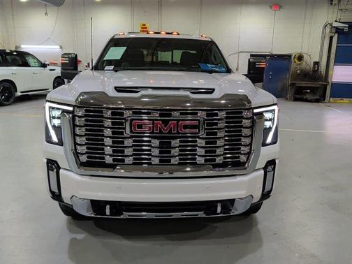 2024 GMC Sierra 2500 Denali